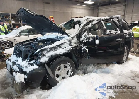 2005 Chevrolet Trailblazer Lt from USA, damaged, VIN 1GNDT13S252231660